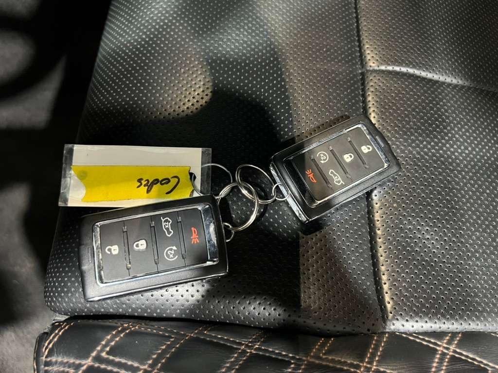 Jeep Grand Cherokee Summit 4WD 2021