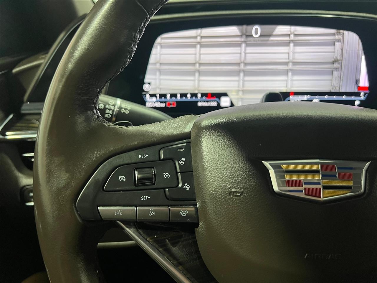 Cadillac Escalade Premium Luxury AWD 2023