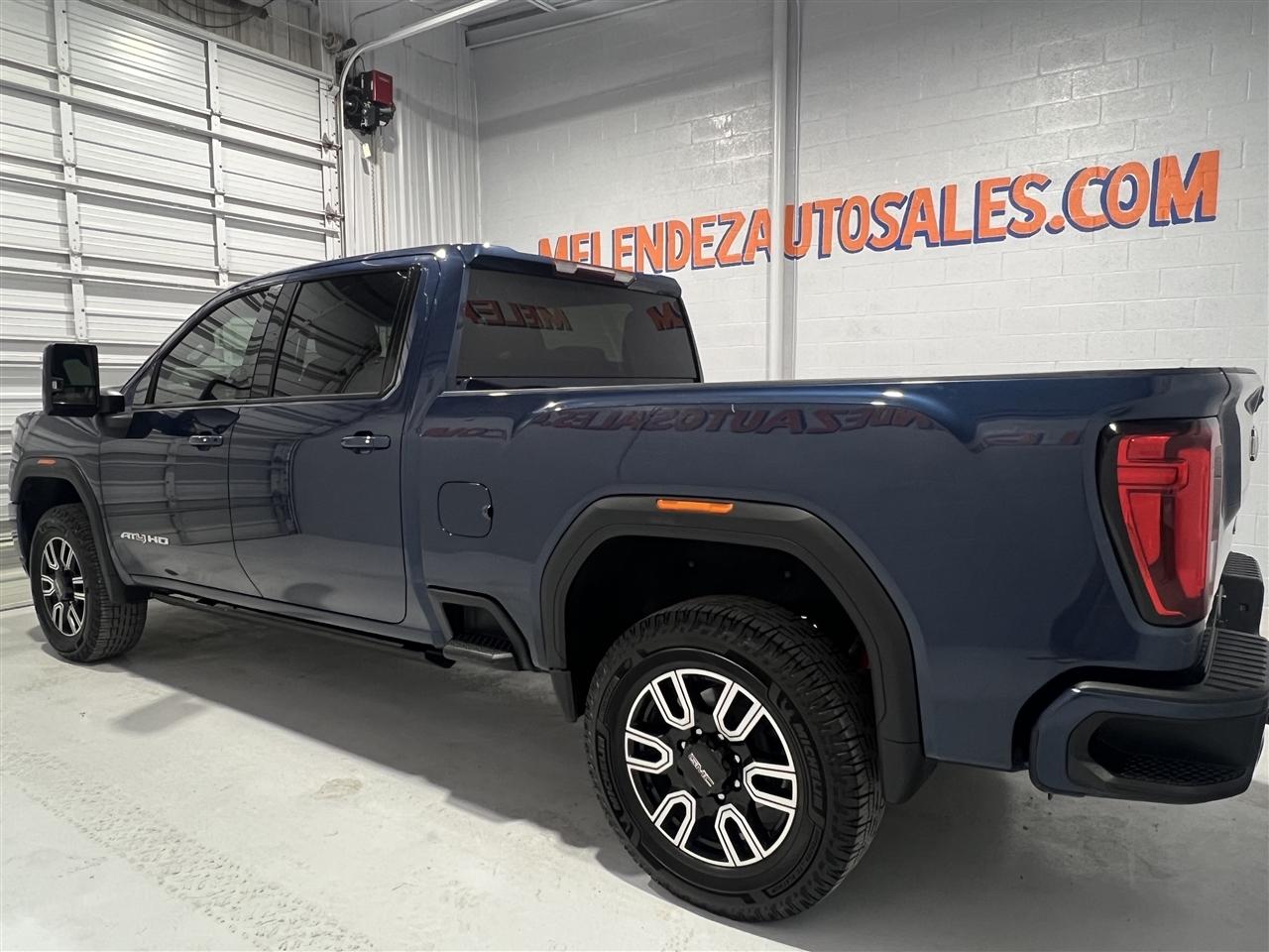 GMC Sierra 2500HD AT4 Crew Cab 4WD 2022