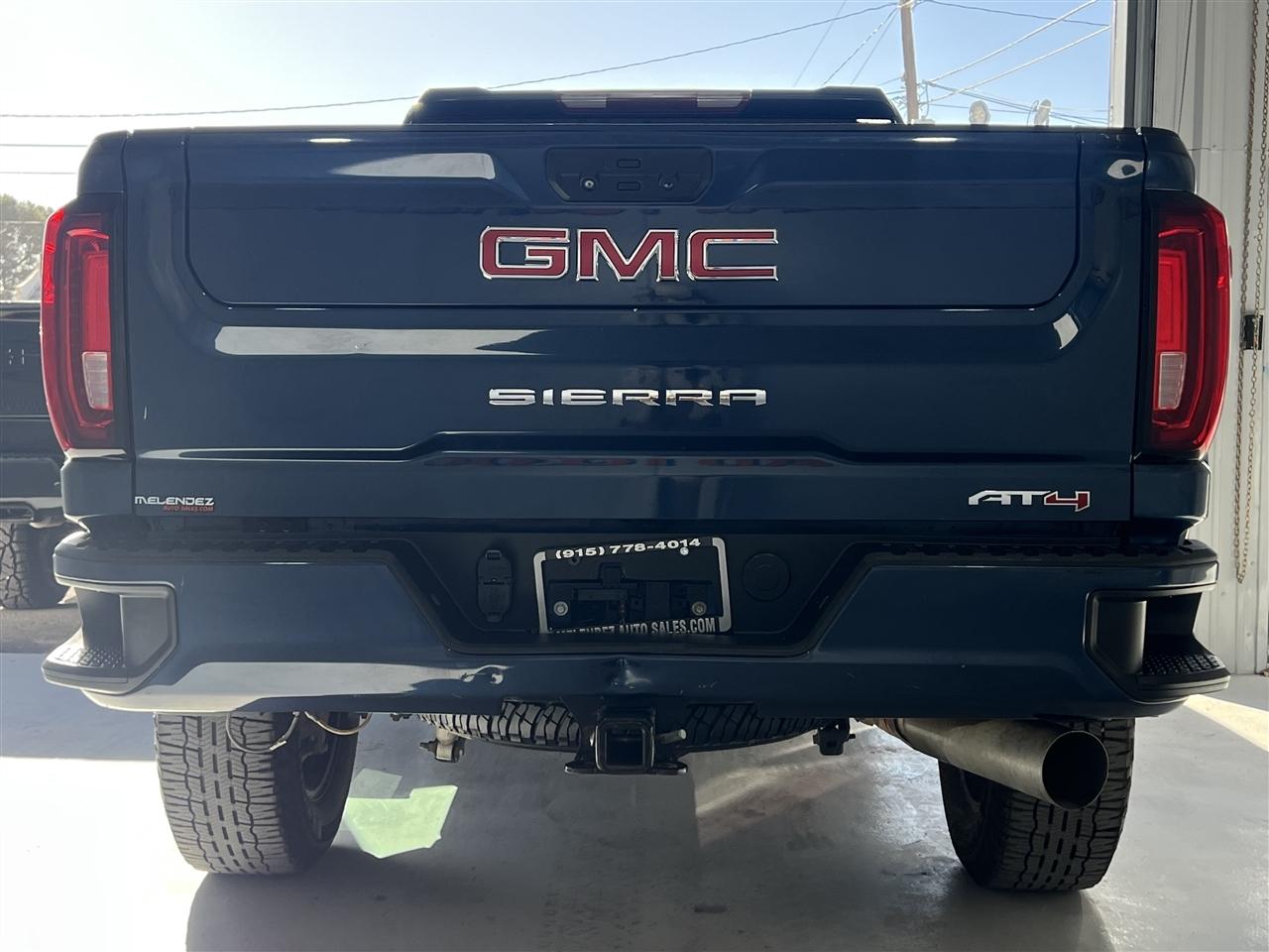 GMC Sierra 2500HD AT4 Crew Cab 4WD 2022
