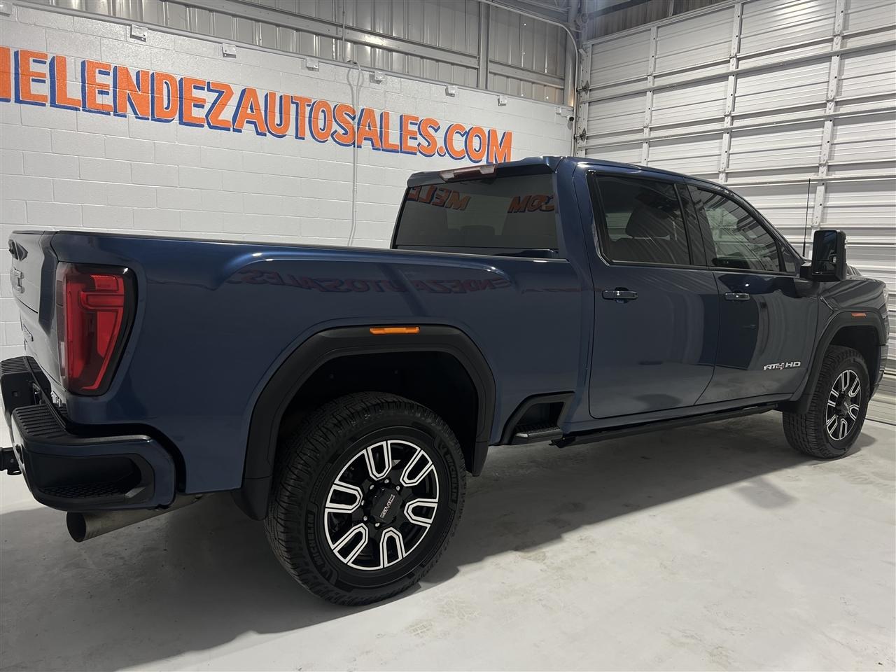 GMC Sierra 2500HD AT4 Crew Cab 4WD 2022