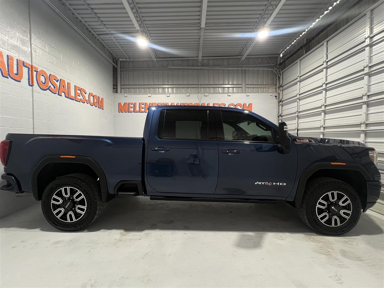 GMC Sierra 2500HD AT4 Crew Cab 4WD 2022