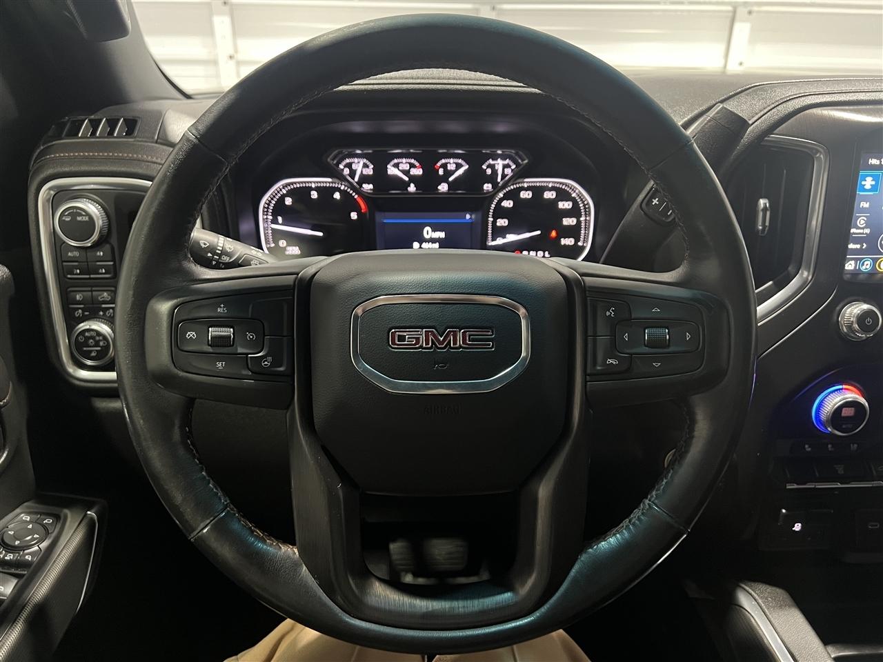 GMC Sierra 2500HD AT4 Crew Cab 4WD 2022