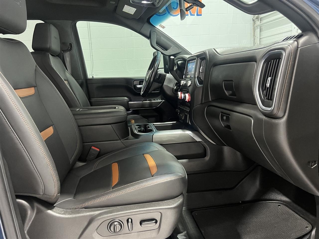 GMC Sierra 2500HD AT4 Crew Cab 4WD 2022