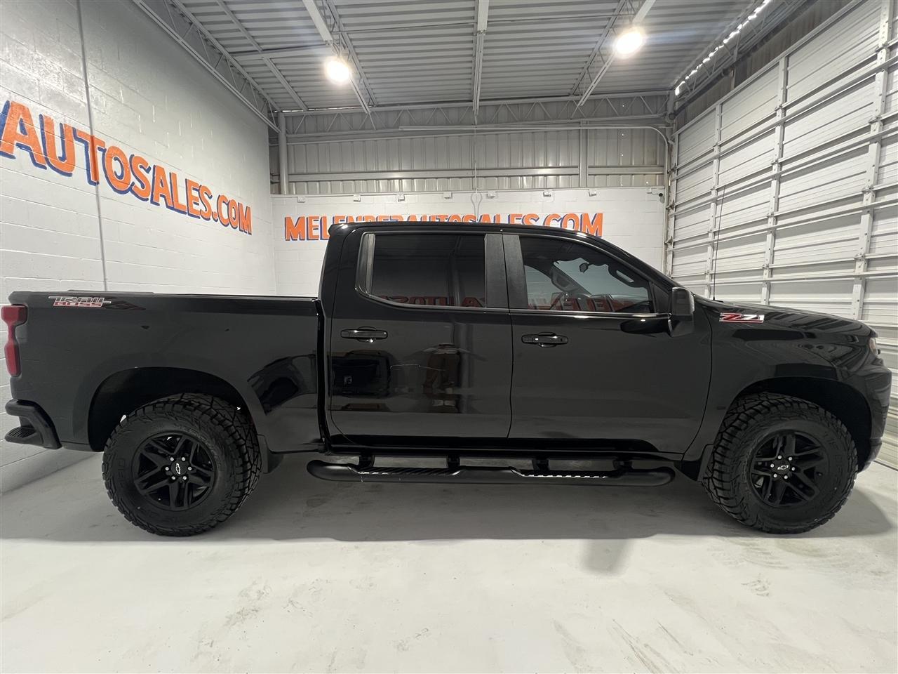 Chevrolet Silverado 1500 LT Trail Boss Crew Cab 4WD 2021