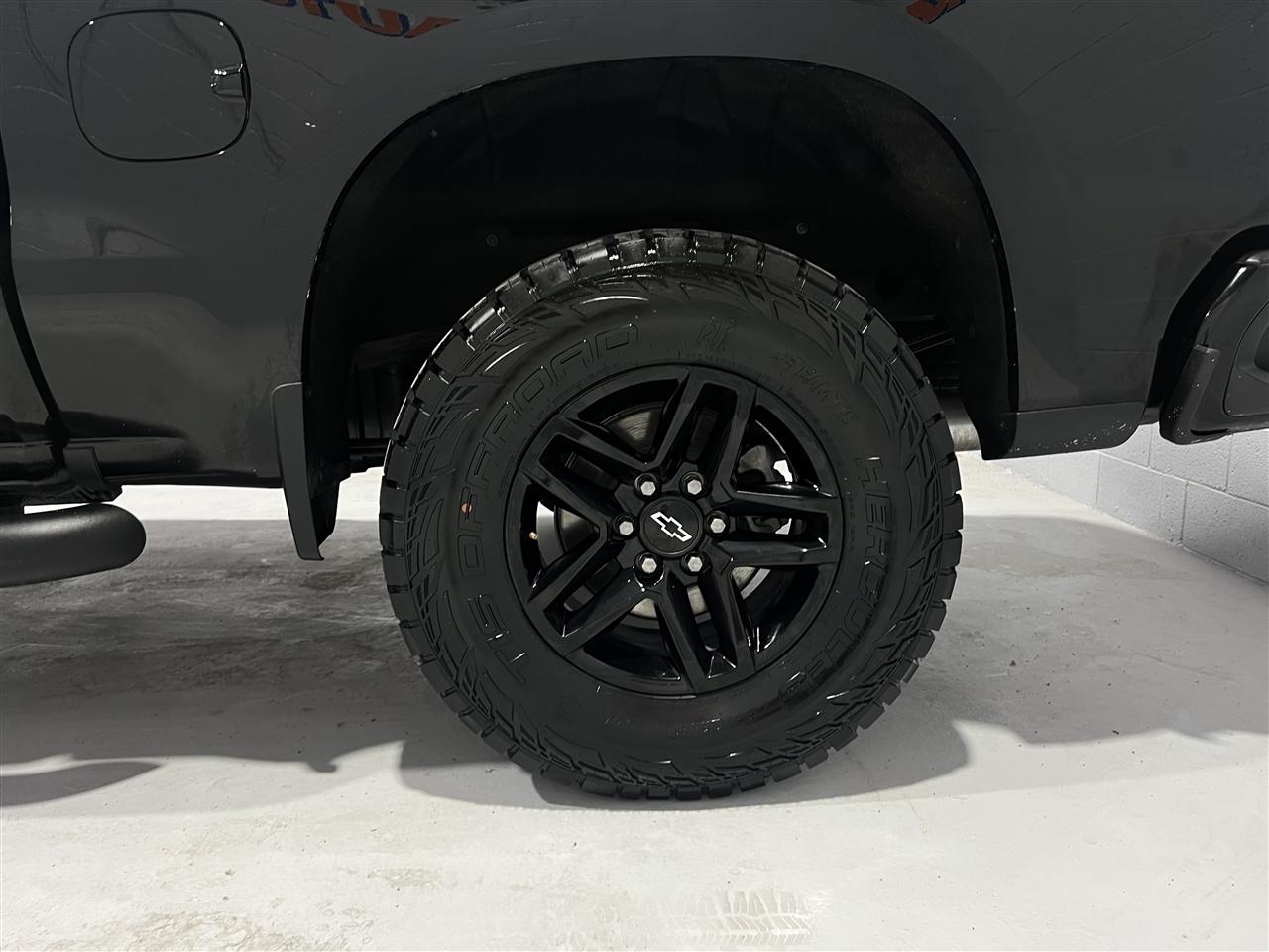 Chevrolet Silverado 1500 LT Trail Boss Crew Cab 4WD 2021