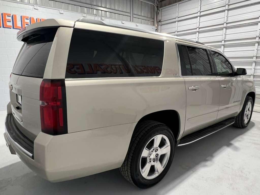 Chevrolet Suburban LTZ 2WD 2015