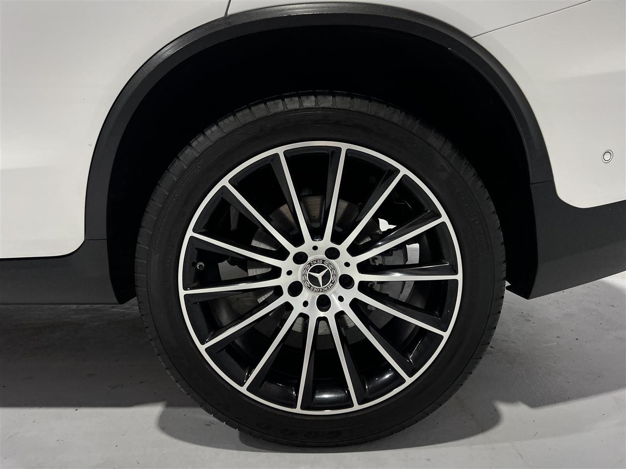 Mercedes-Benz GLC-Class GLC300 4MATIC 2019