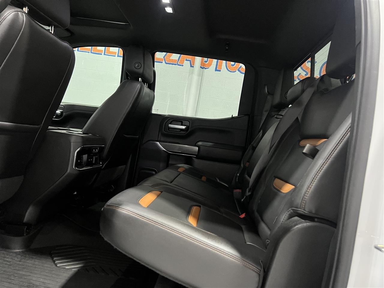 GMC Sierra 1500 AT4 Crew Cab Long Box 4WD 2020