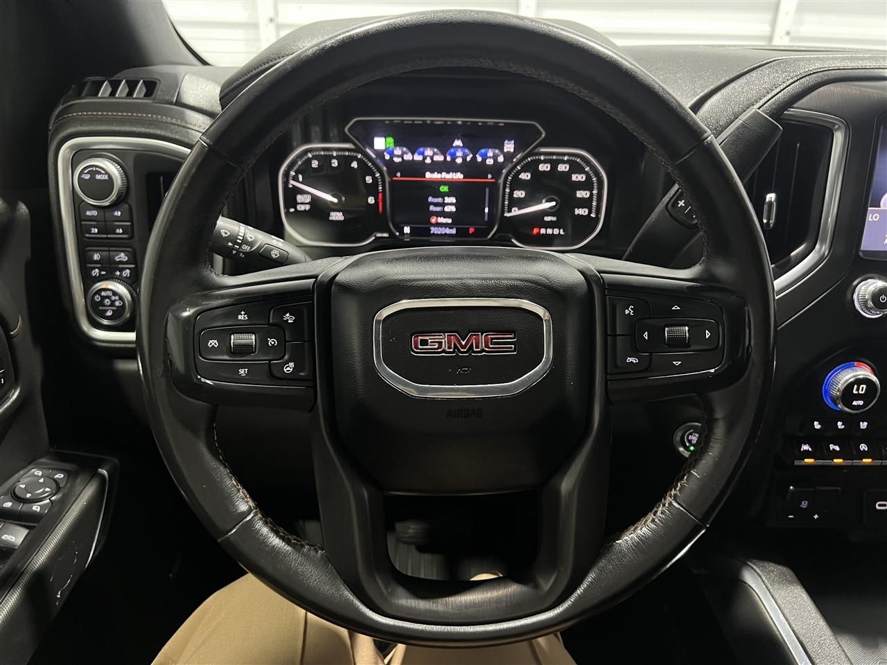 GMC Sierra 1500 AT4 Crew Cab Long Box 4WD 2020