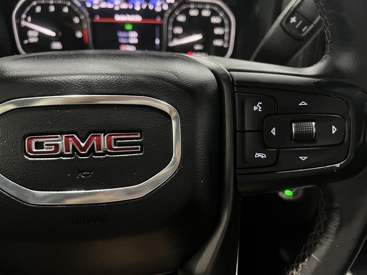 GMC Sierra 1500 AT4 Crew Cab Long Box 4WD 2020