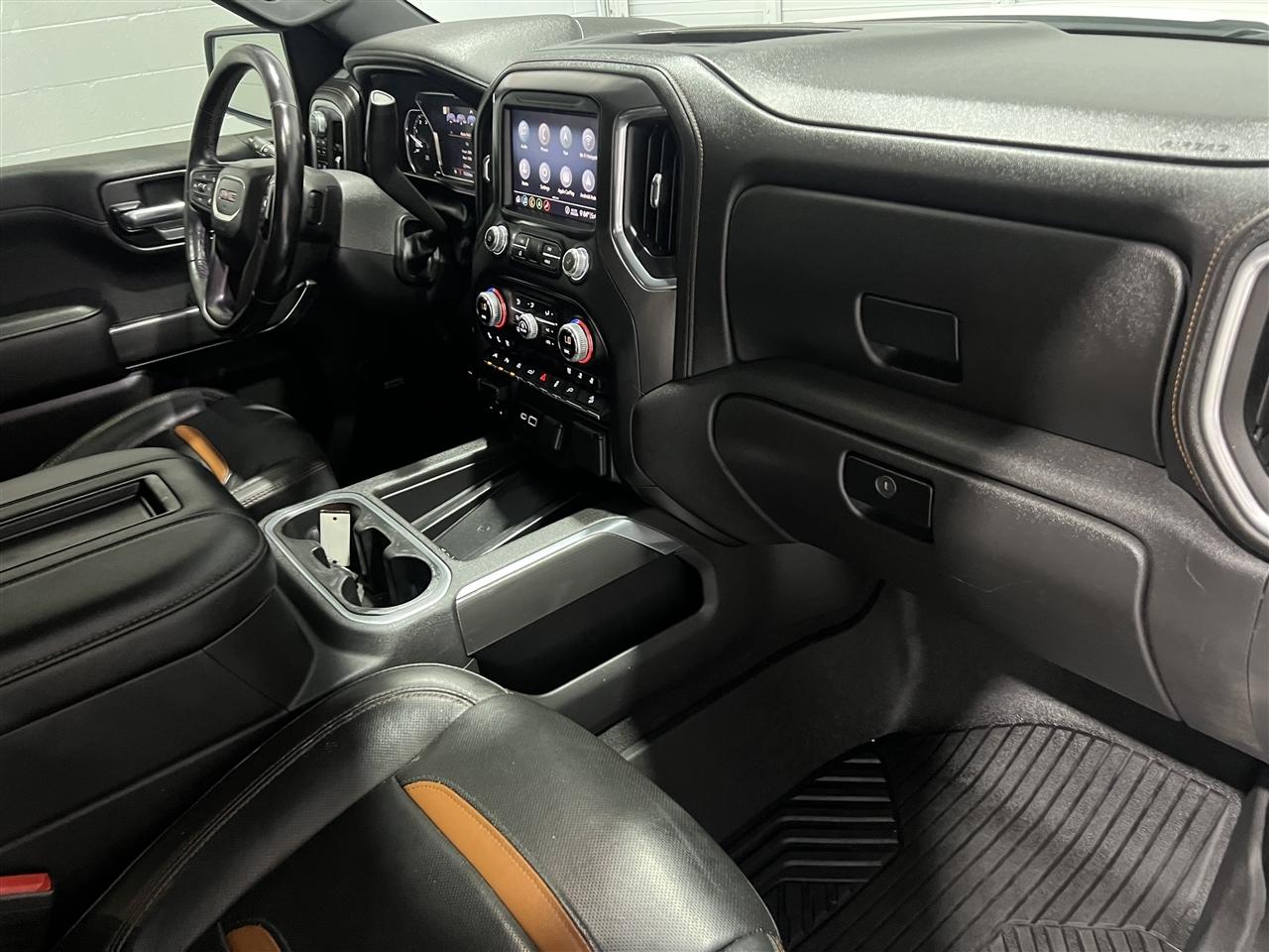 GMC Sierra 1500 AT4 Crew Cab Long Box 4WD 2020