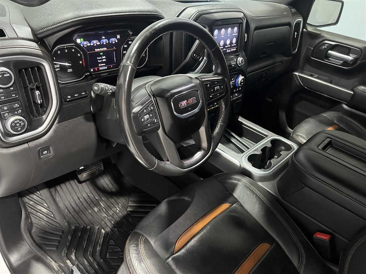 GMC Sierra 1500 AT4 Crew Cab Long Box 4WD 2020