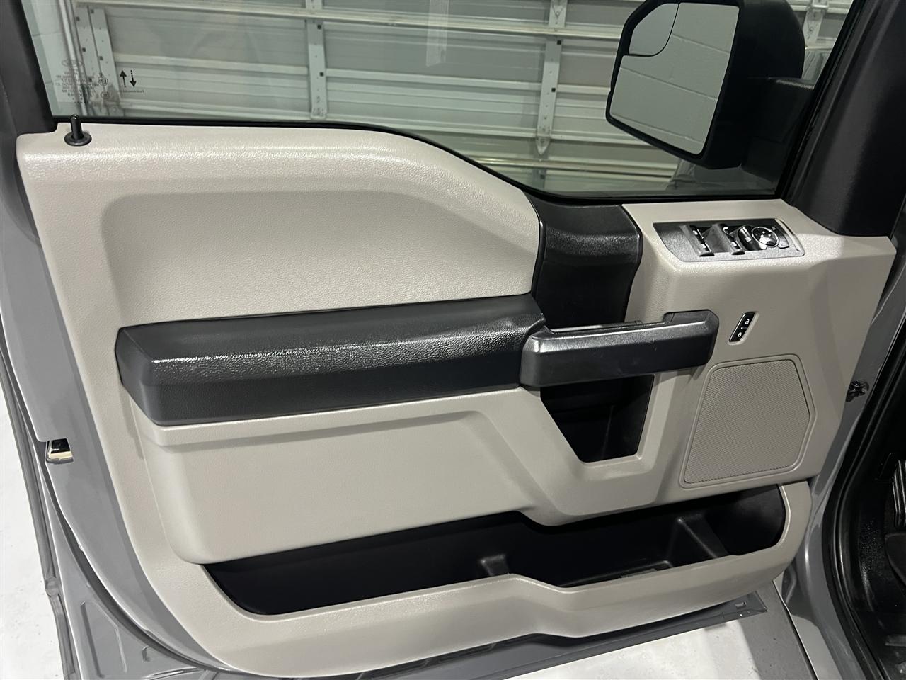 Ford F-150 XL SuperCrew 5.5-ft. Bed 2WD 2020