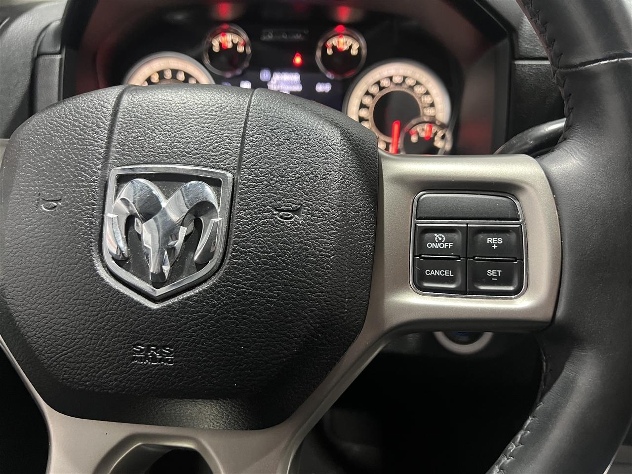 RAM 2500 Laramie Crew Cab SWB 4WD 2017