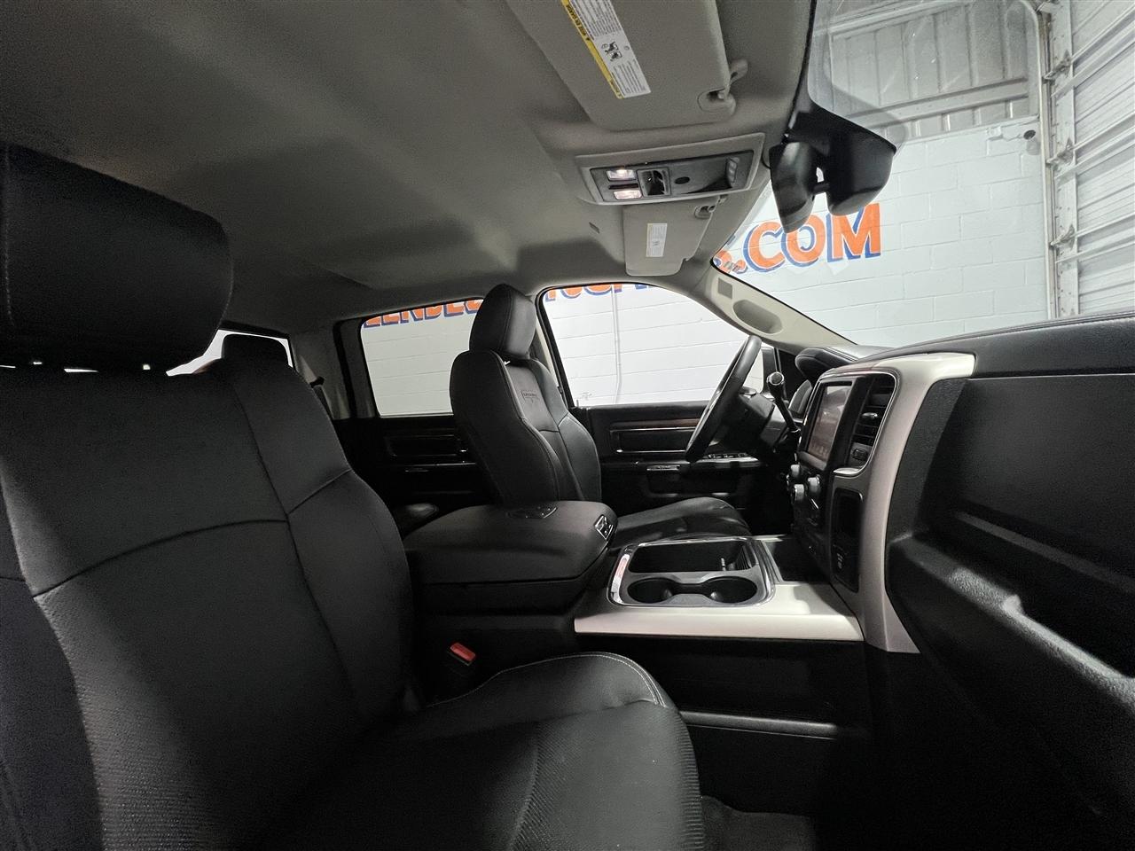 RAM 2500 Laramie Crew Cab SWB 4WD 2017