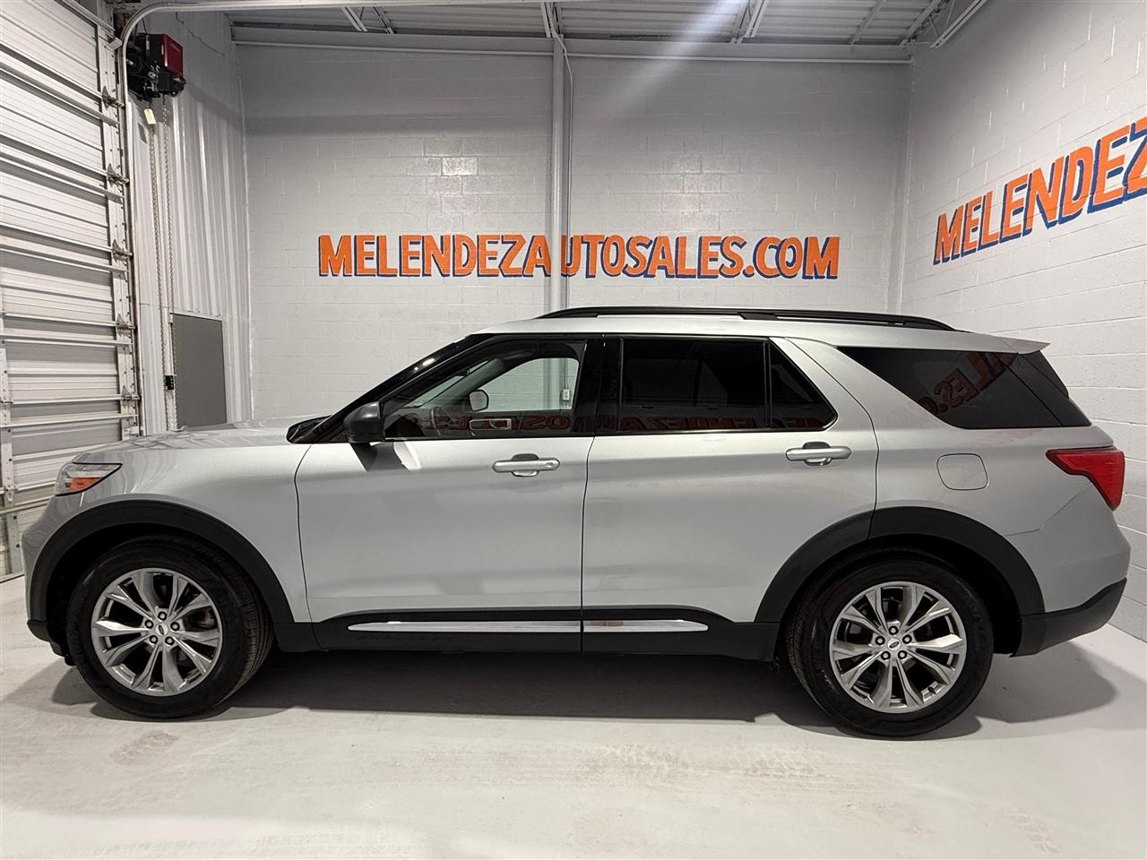 Ford Explorer XLT 2022