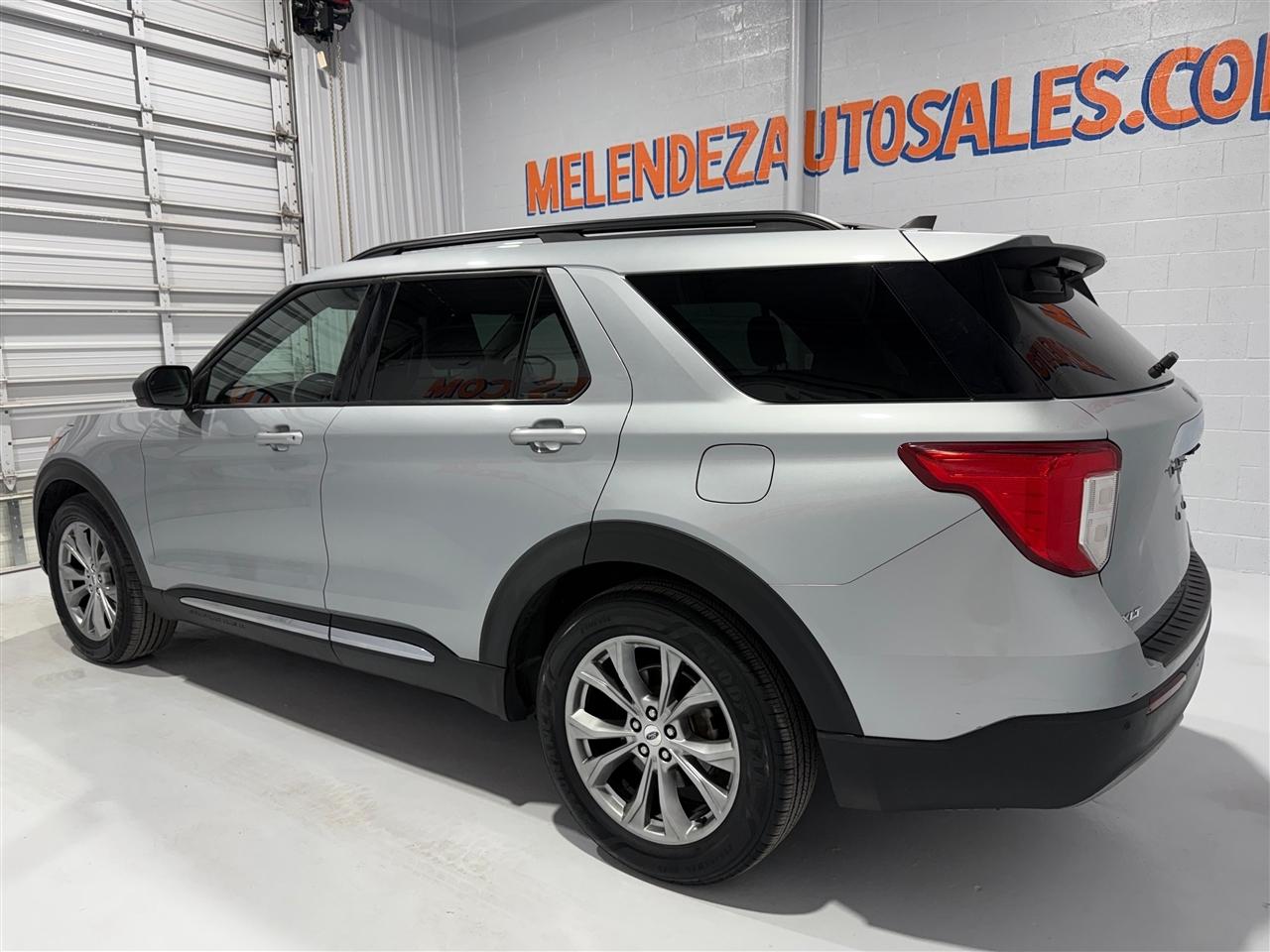 Ford Explorer XLT 2022