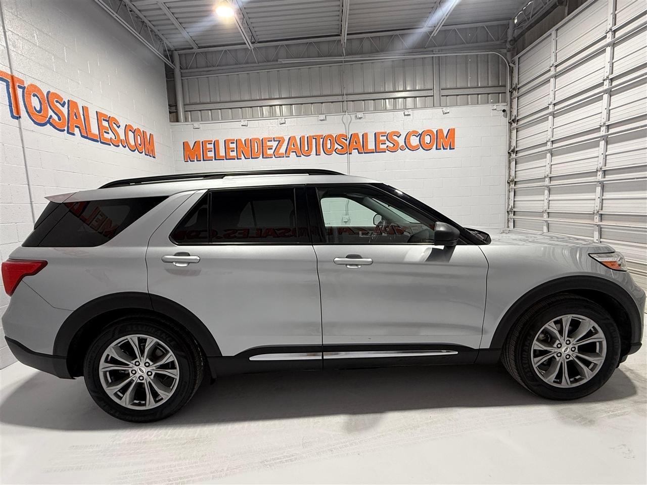 Ford Explorer XLT 2022