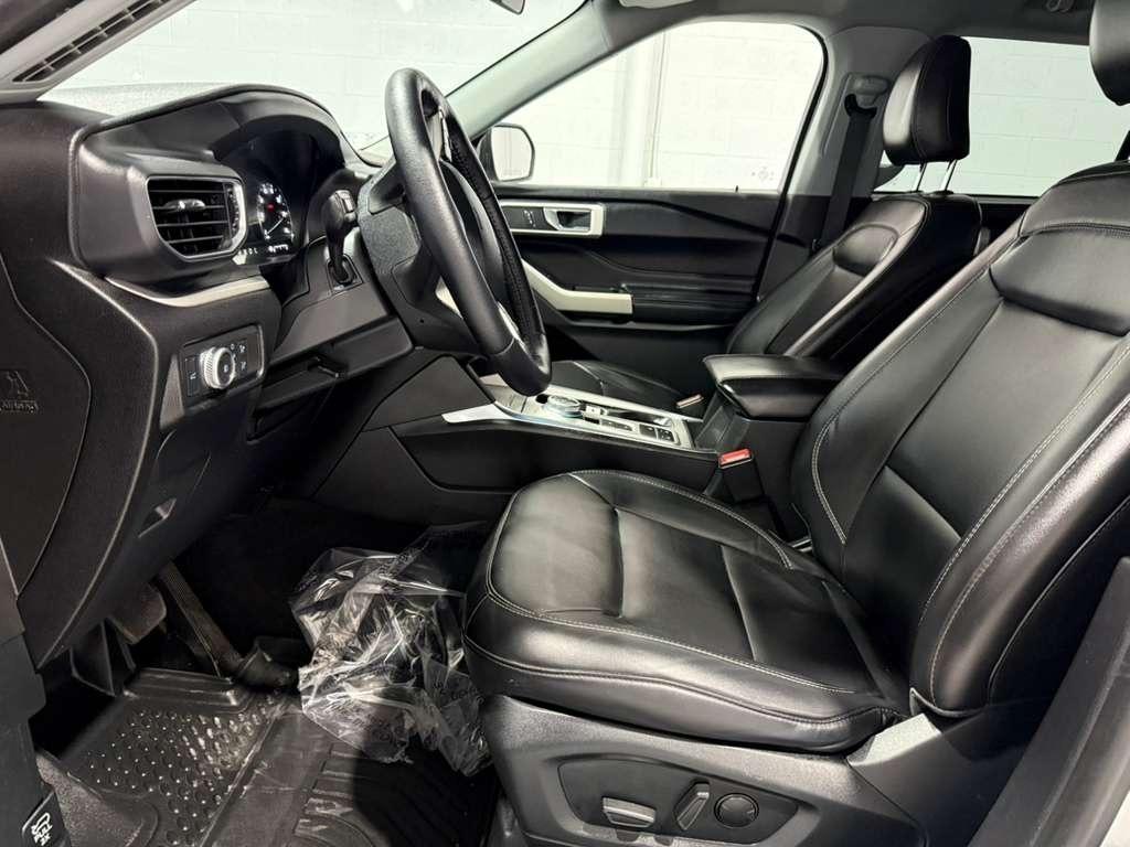 Ford Explorer XLT 2022