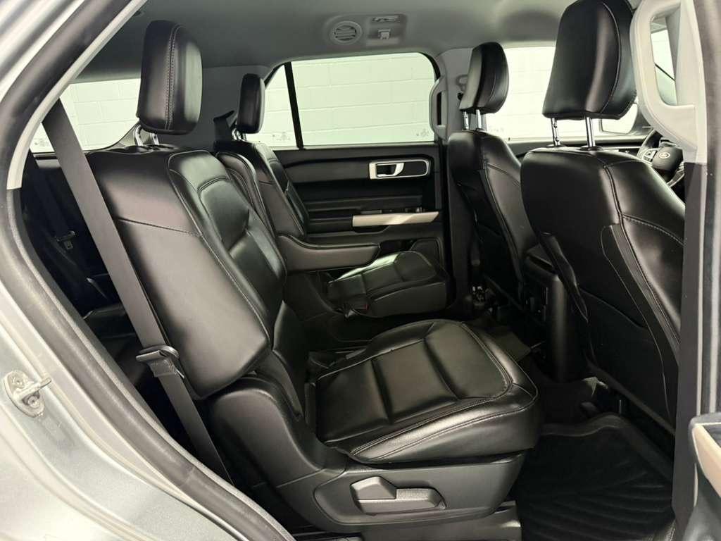 Ford Explorer XLT 2022