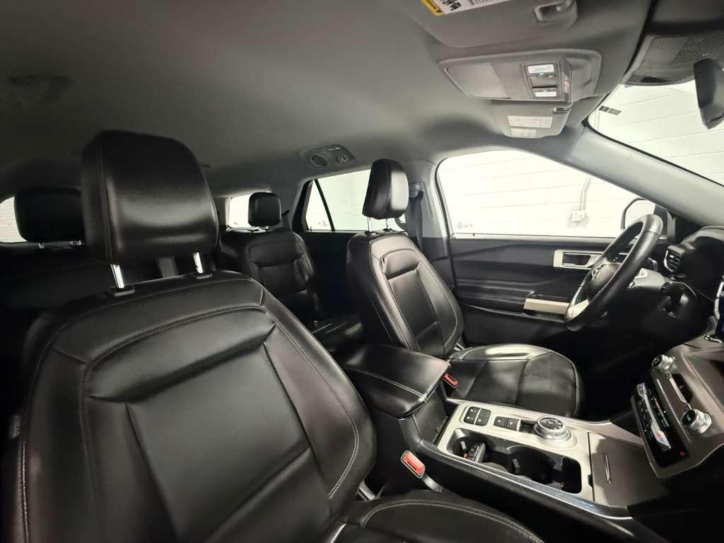 Ford Explorer XLT 2022
