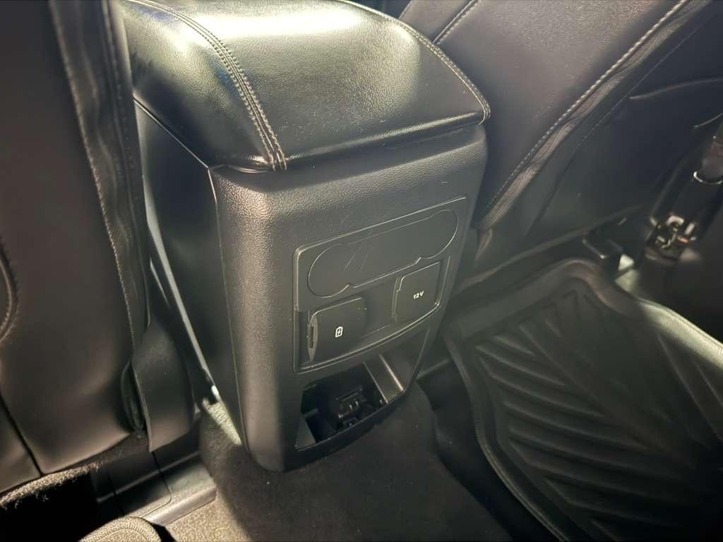 Ford Explorer XLT 2022