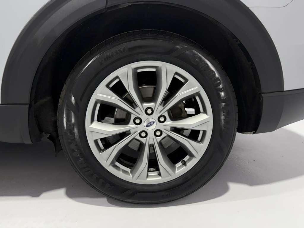 Ford Explorer XLT 2022