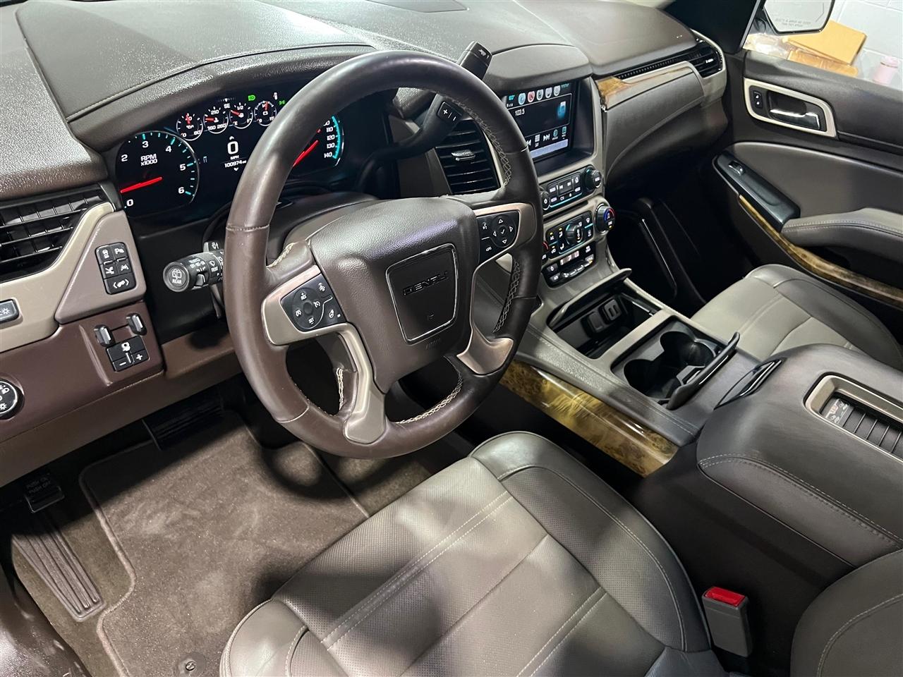 GMC Yukon Denali 2WD 2017