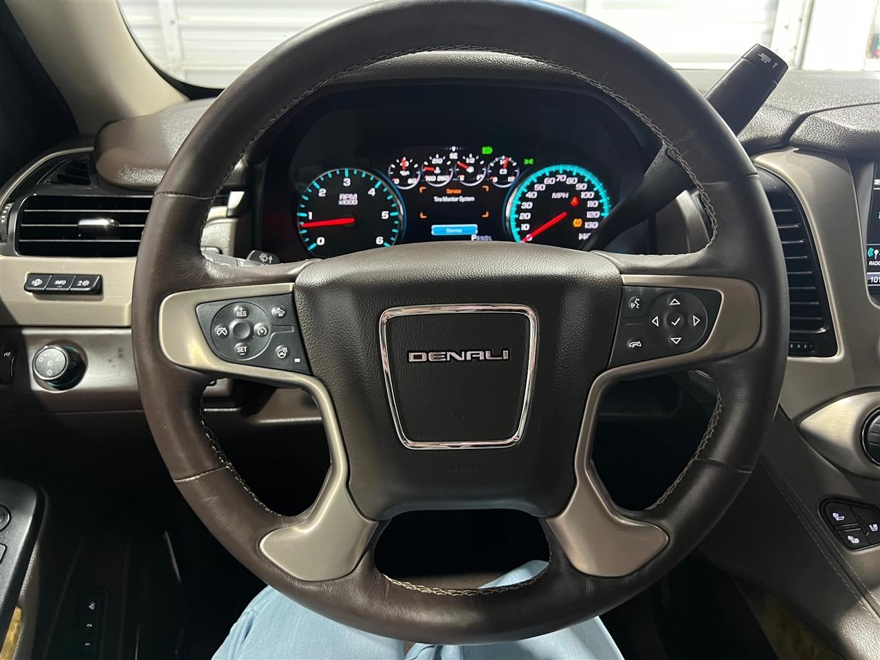 GMC Yukon Denali 2WD 2017