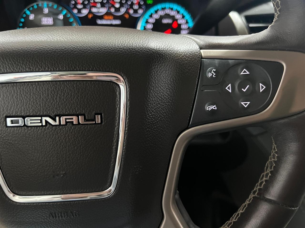 GMC Yukon Denali 2WD 2017