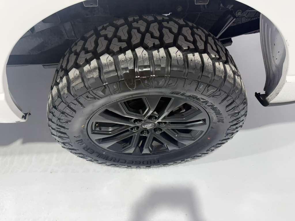 Ford F-150 XL SuperCrew 5.5-ft. Bed 4WD 2023