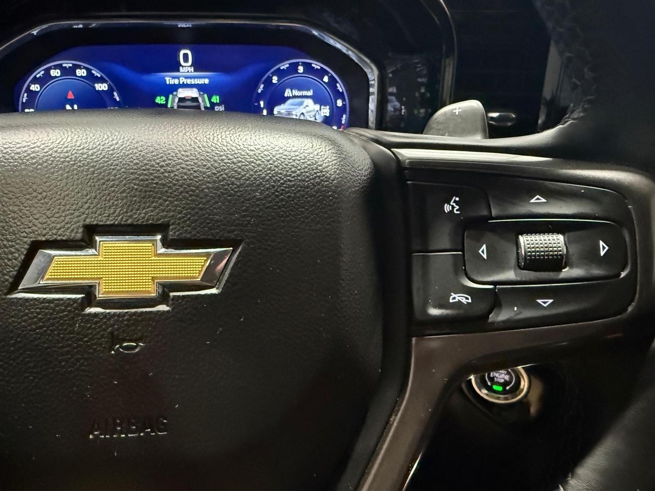 Chevrolet Silverado 1500 High Country Crew Cab 4WD 2023