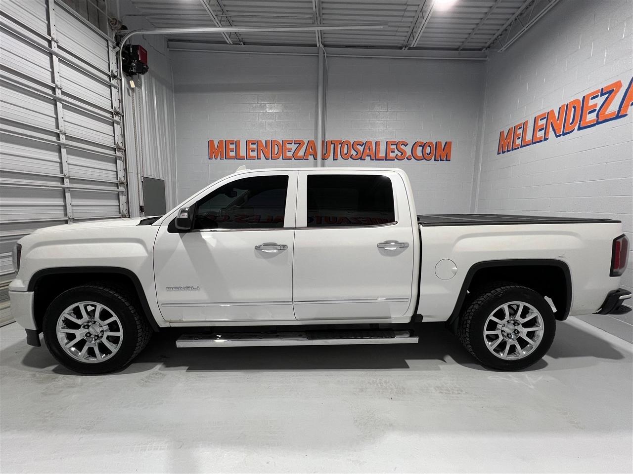 GMC Sierra 1500 Denali Crew Cab Long Box 4WD 2017