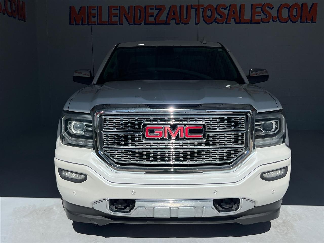 GMC Sierra 1500 Denali Crew Cab Long Box 4WD 2017