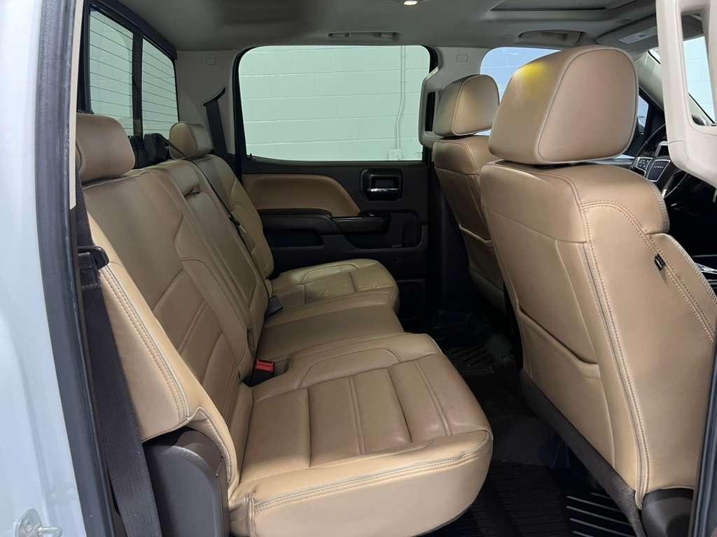 GMC Sierra 1500 Denali Crew Cab Long Box 4WD 2017