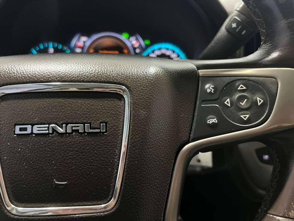 GMC Sierra 1500 Denali Crew Cab Long Box 4WD 2017