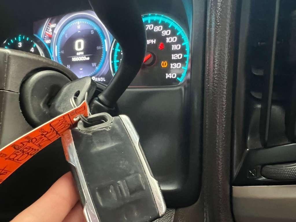 GMC Sierra 1500 Denali Crew Cab Long Box 4WD 2017