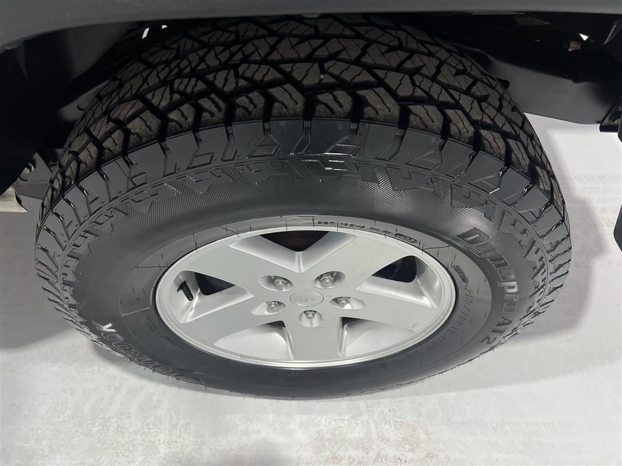 Jeep Wrangler Sport 4WD 2010