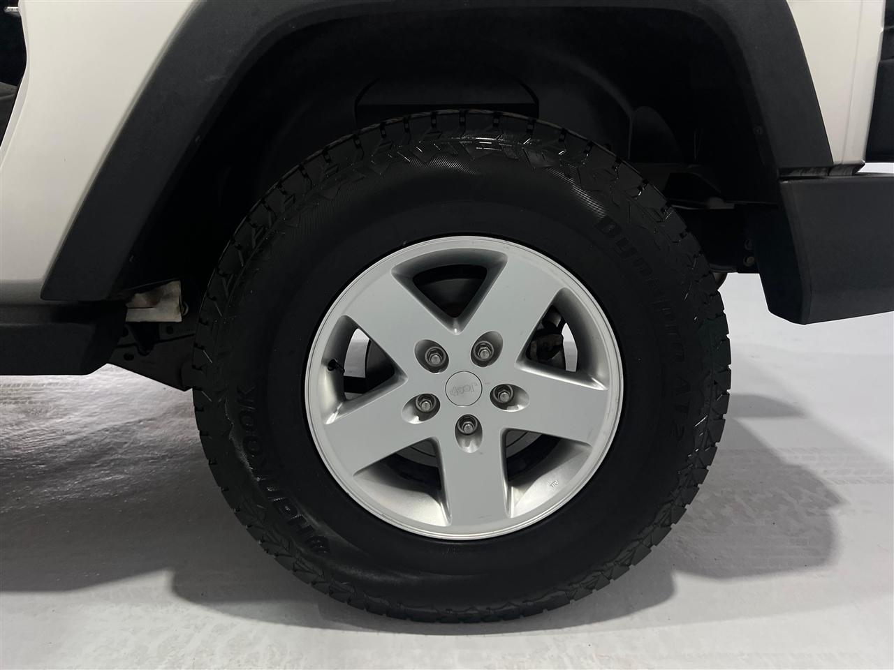 Jeep Wrangler Sport 4WD 2010