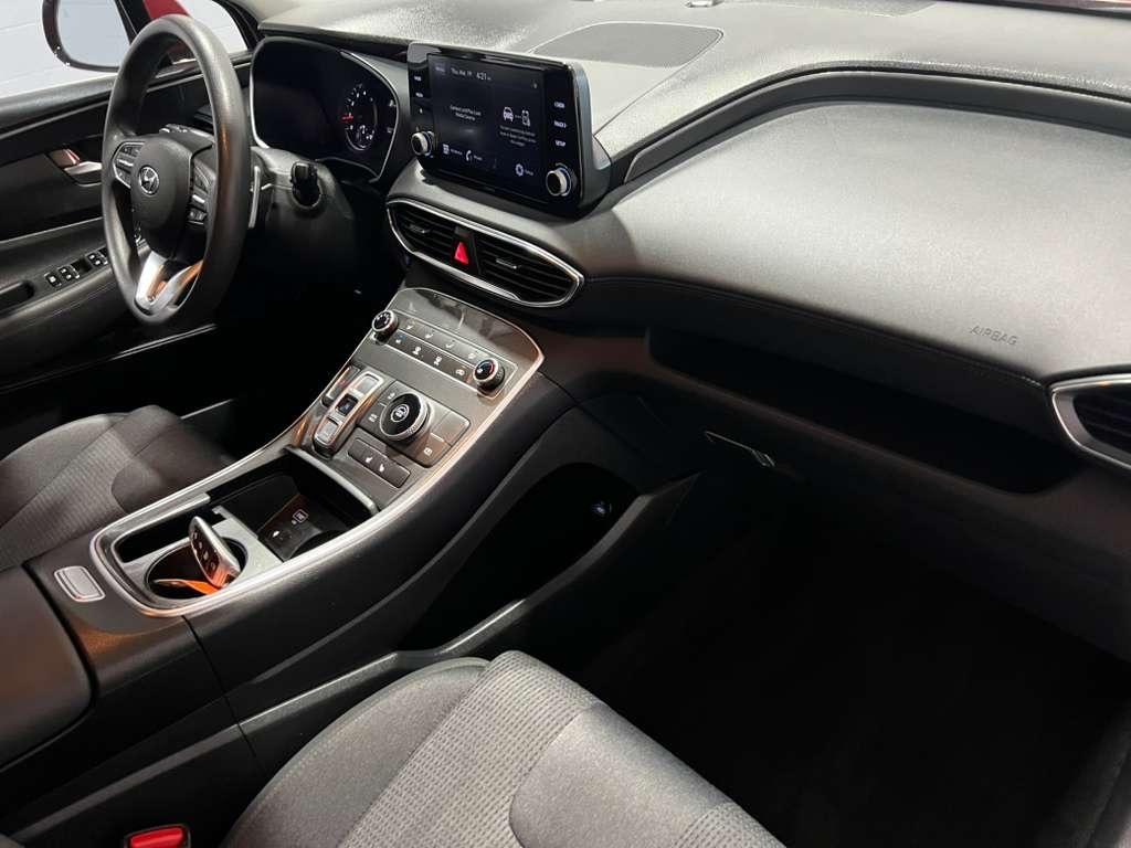 Hyundai Santa Fe SEL 2022