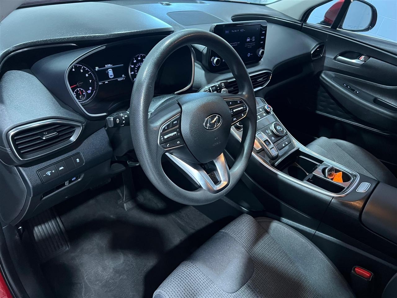 Hyundai Santa Fe SEL 2022