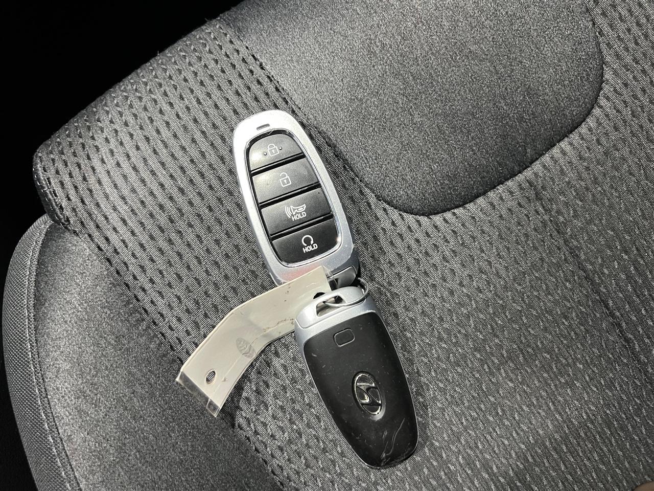 Hyundai Santa Fe SEL 2022