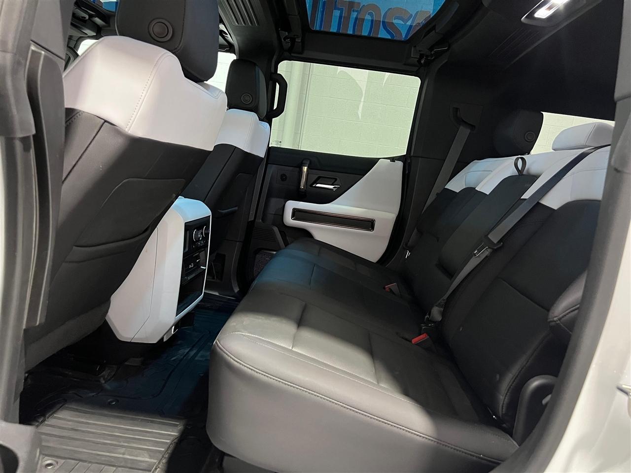 GMC HUMMER EV SUV 2X 2024