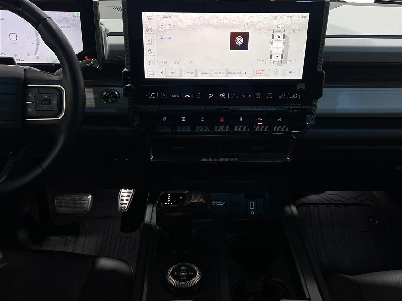 GMC HUMMER EV SUV 2X 2024