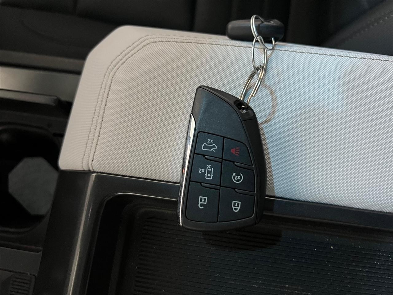 GMC HUMMER EV SUV 2X 2024