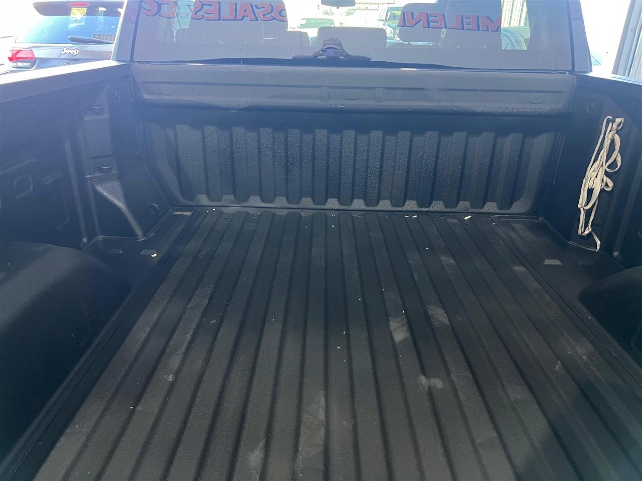 Chevrolet Silverado 1500 LT Crew Cab 2WD 2021