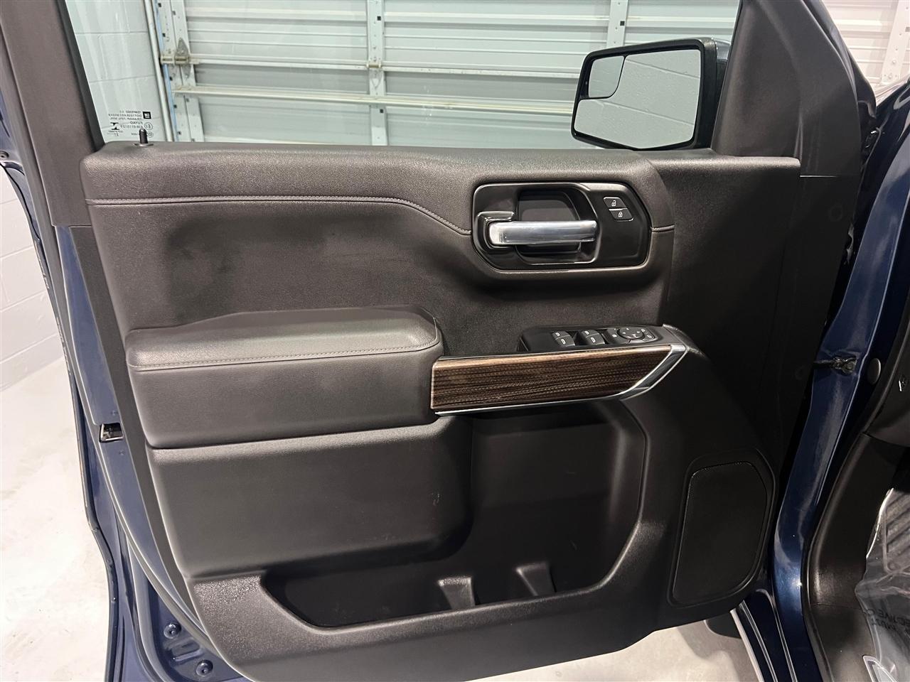 Chevrolet Silverado 1500 LT Crew Cab 2WD 2021