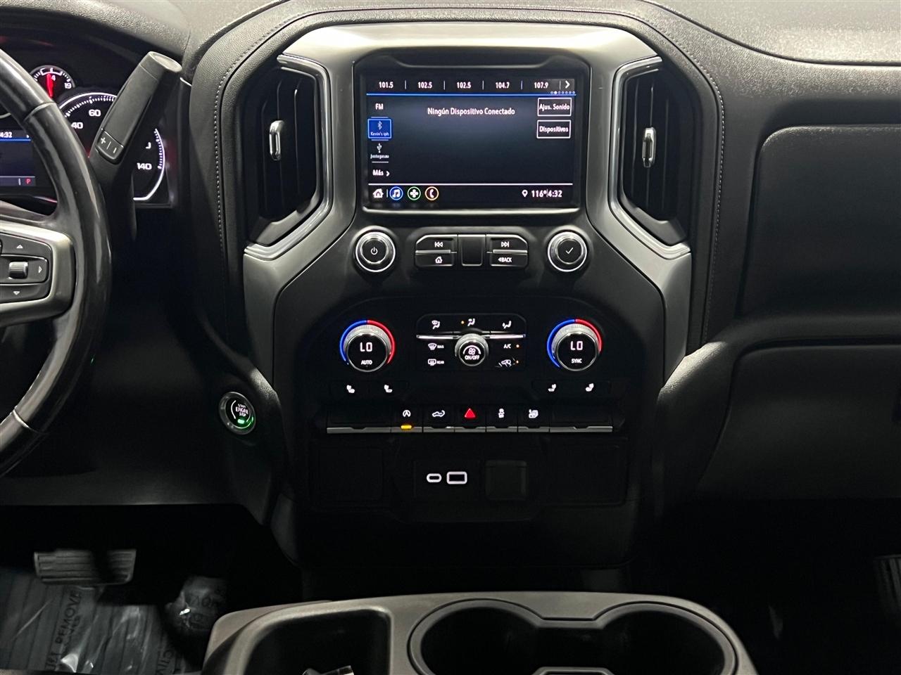 Chevrolet Silverado 1500 LT Crew Cab 2WD 2021