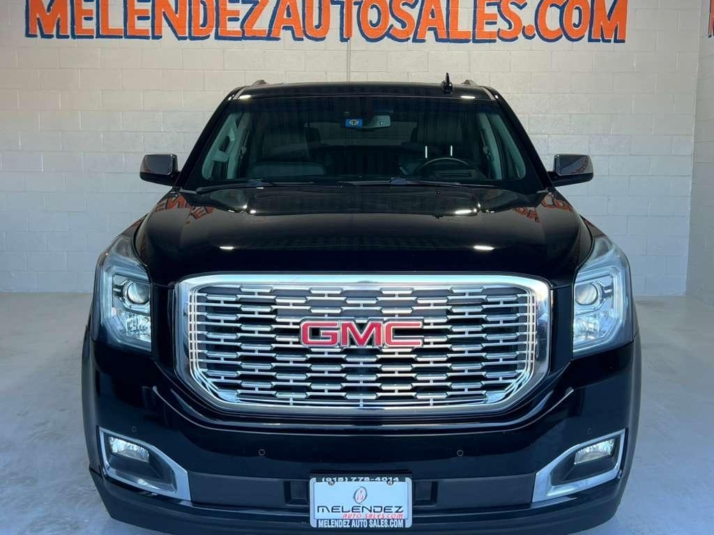 GMC Yukon Denali 4WD 2019